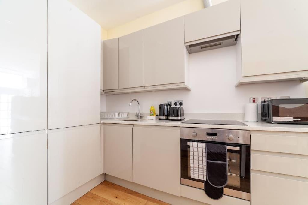 Spacious Retreat 2-Bed In Popular Camden Town London Eksteriør bilde